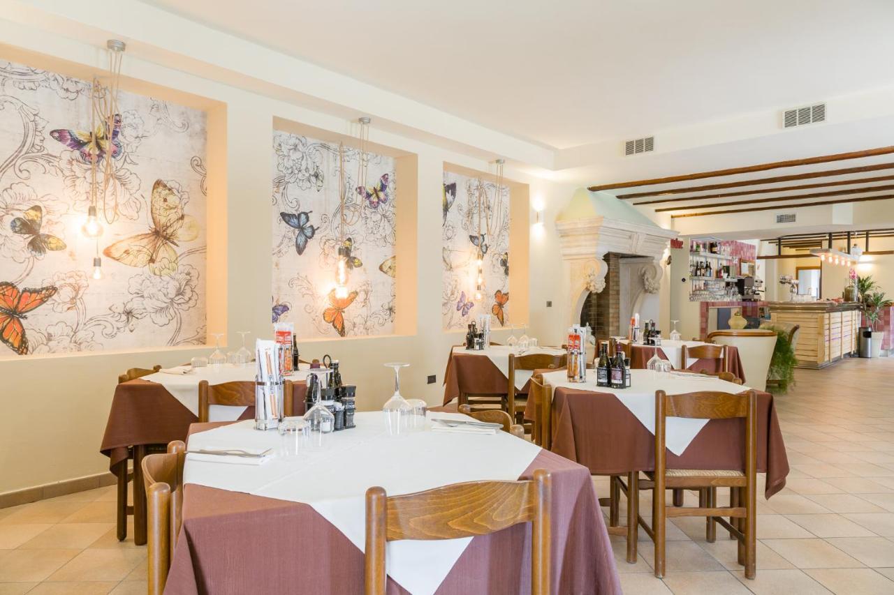 Hotel Corte Dal Castello Lazise Exterior foto